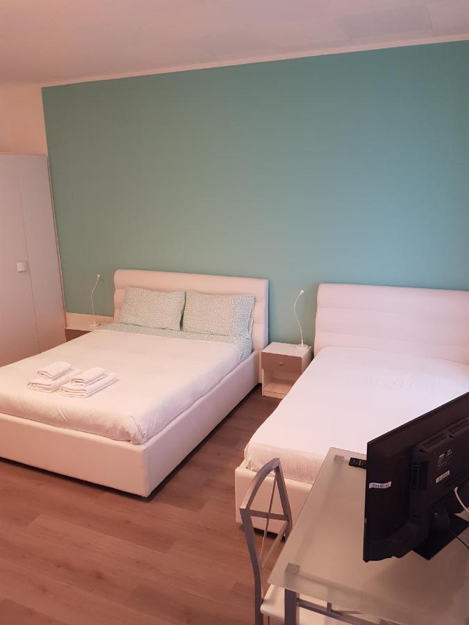 B&B Porto Vecchio Rooms - Stazione Centrale Trieste Eksteriør bilde